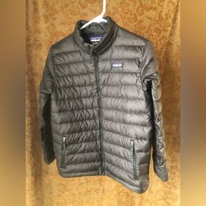 Black Columbia puffy jacket boys size XL black